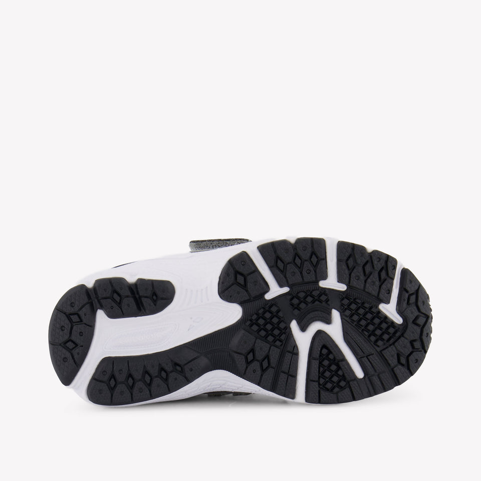 New Balance Unisex Sneakers In Zilver