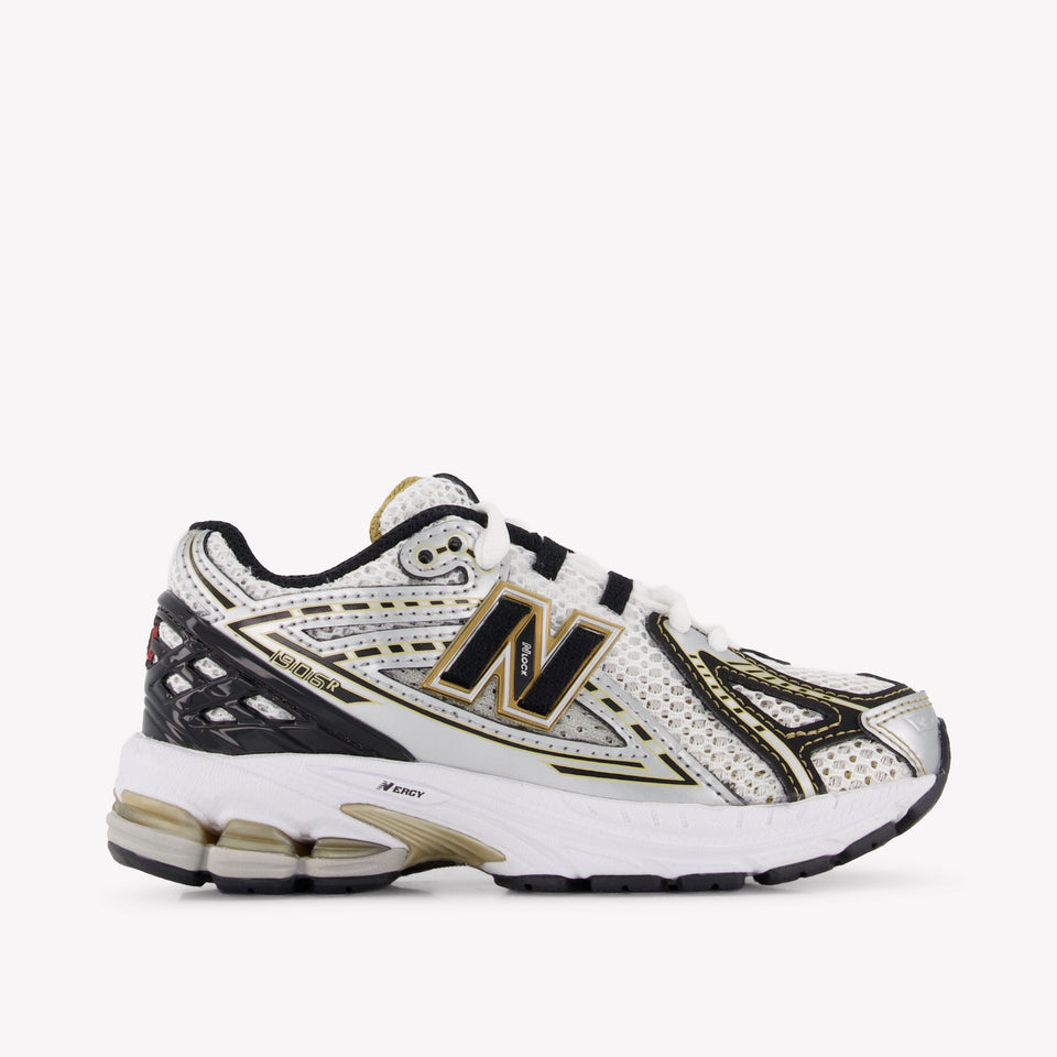 New Balance PC1906 Unisex Sneakers in Zilver