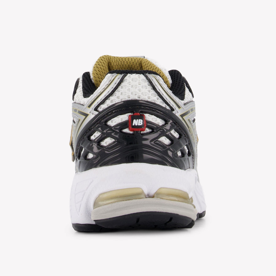 New Balance PC1906 Unisex Sneakers in Zilver
