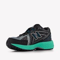 New Balance P1906 Unisex Sneakers in Zwart
