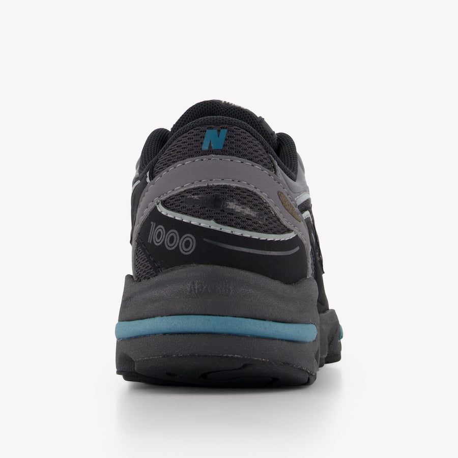 New Balance P1000 Unisex Sneakers in Zwart