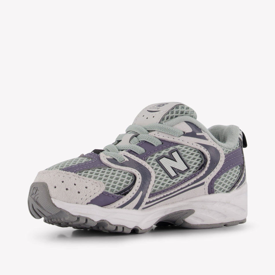 New Balance I530 Unisex Sneakers in Licht Groen
