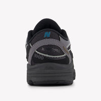 New Balance I1000 Unisex Sneakers in Zwart