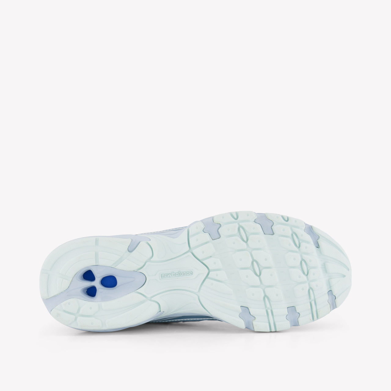 New Balance G740 Unisex Sneakers in Licht Blauw
