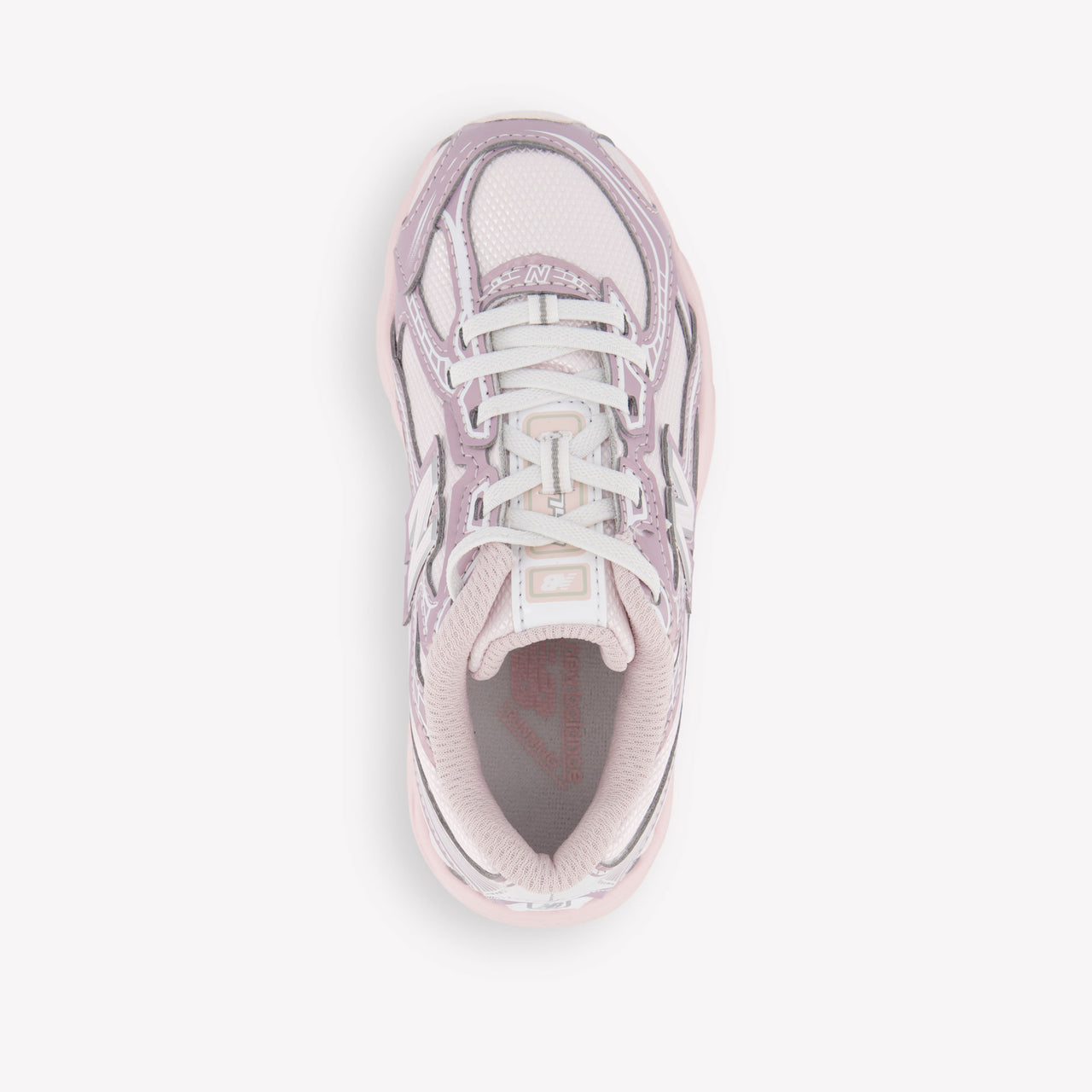 New Balance P740 Unisex Sneakers in Licht Roze