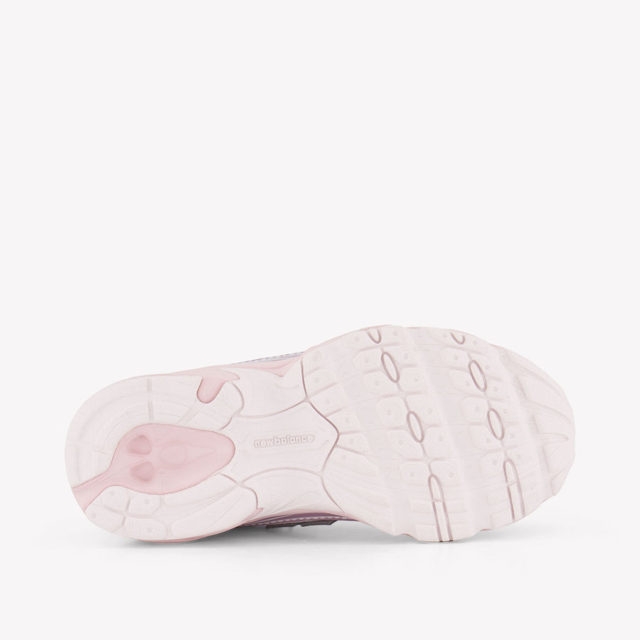 New Balance P740 Unisex Sneakers in Licht Roze