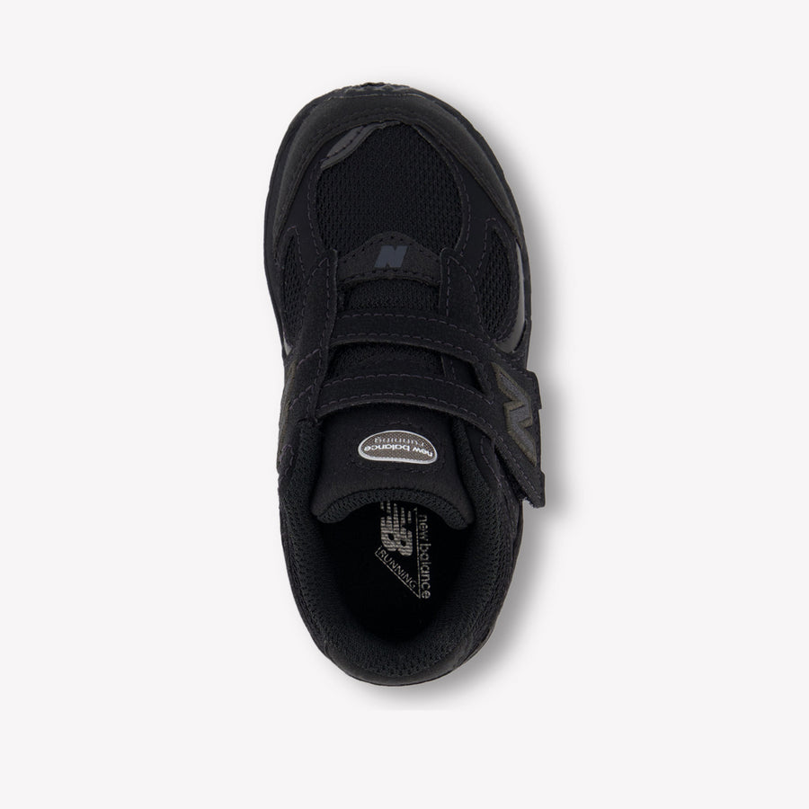 New Balance I2002 Unisex Sneakers in Zwart