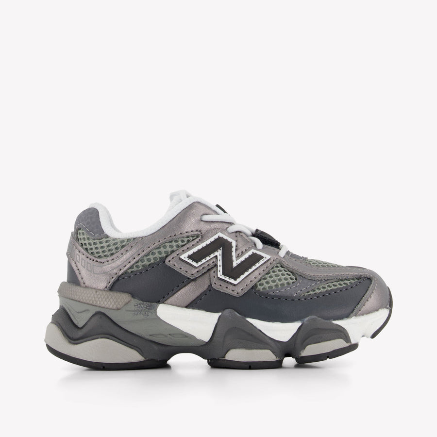 New Balance I9060 Kinder Unisex Sneakers in Donker Grijs