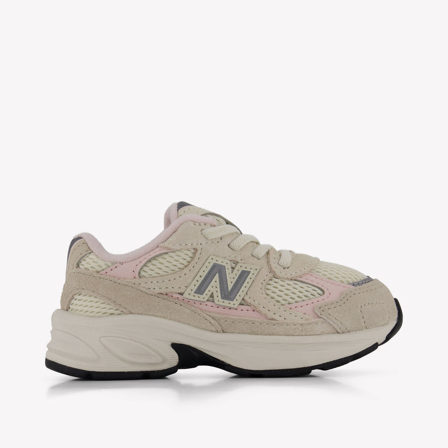 New Balance 2010 Unisex Sneakers In Licht Roze