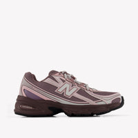 New Balance Unisex Sneakers In Licht Roze
