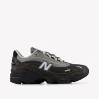 New Balance G1000 Unisex Sneakers In Zwart