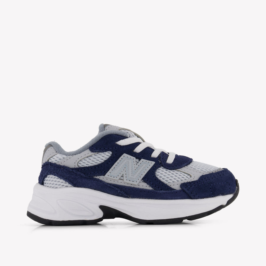 New Balance 2010 Unisex Sneakers In Navy