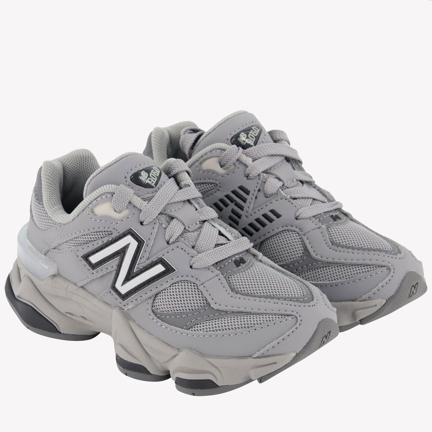 New Balance 9060 Unisex Sneakers In Grijs