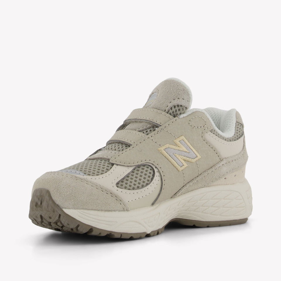 New Balance Kinder Jongens Sneakers in Creme