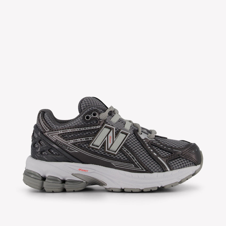 New Balance GC1906 Unisex Sneakers in Donker Grijs