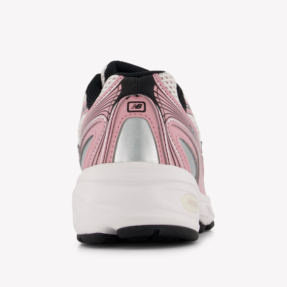 New Balance GR740 Unisex Sneakers in Licht Roze