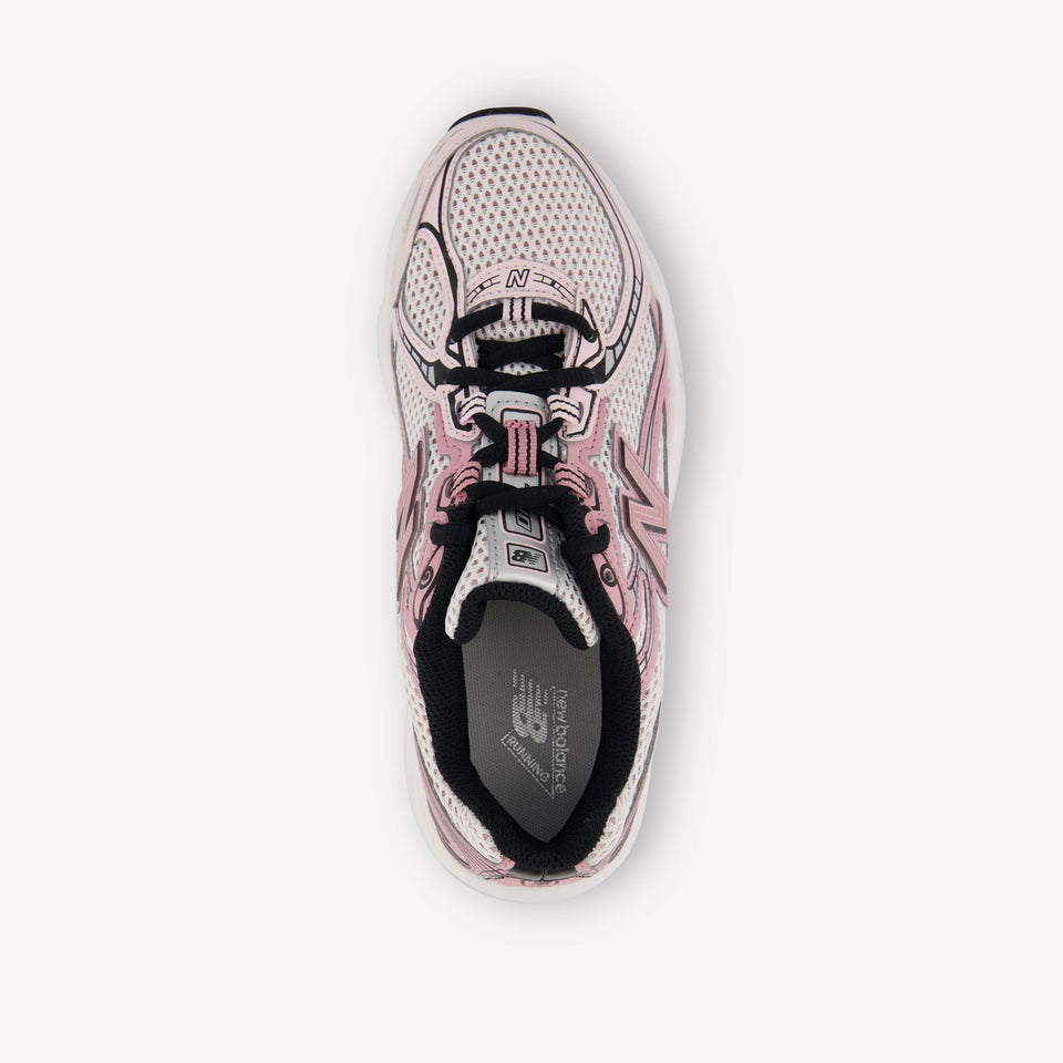 New Balance GR740 Unisex Sneakers in Licht Roze