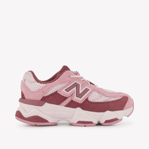New Balance IV9060 Unisex Sneakers in Bordeaux