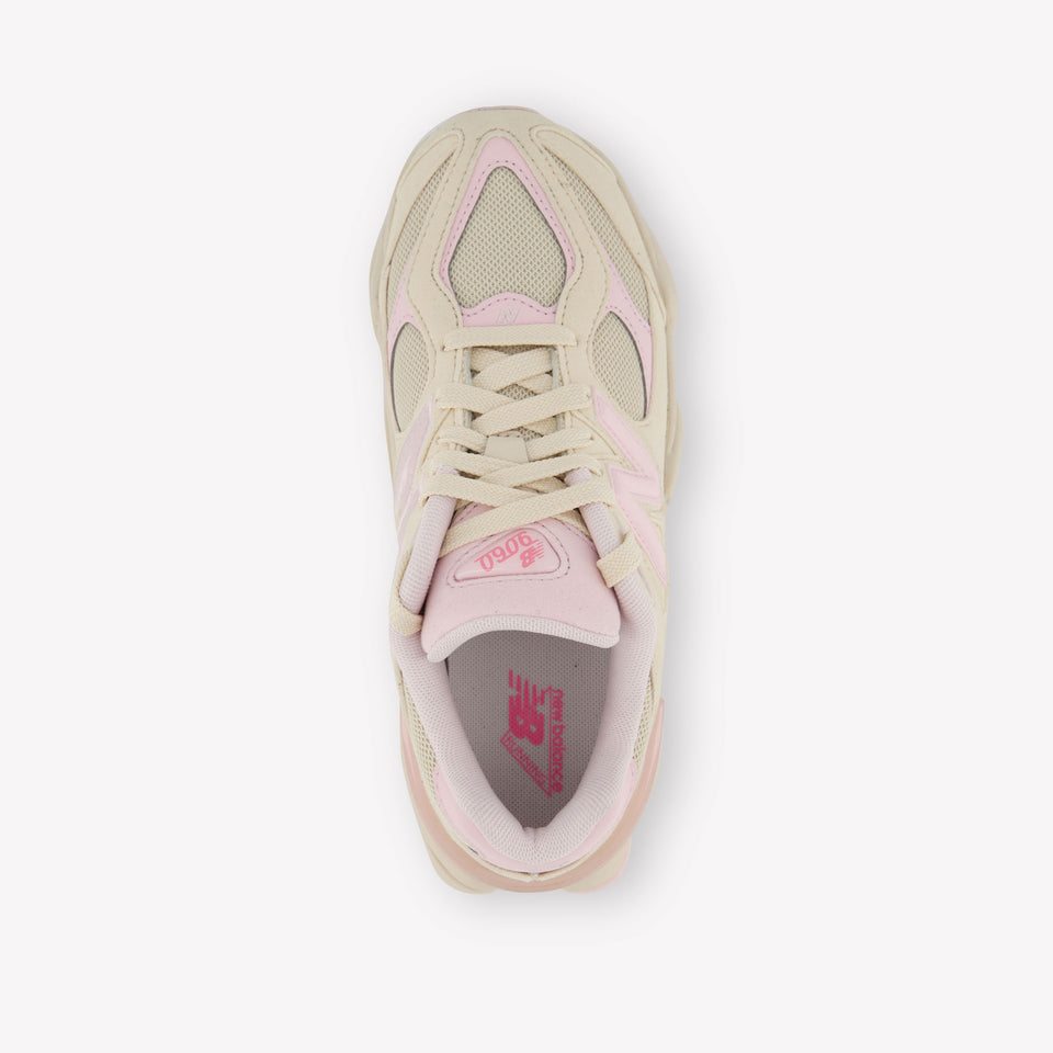 New Balance GC9060 Unisex Sneakers in Licht Roze