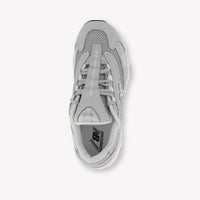 New Balance GC1000 Balance Unisex Sneakers in Licht Grijs