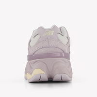 New Balance Unisex Sneakers In Lila