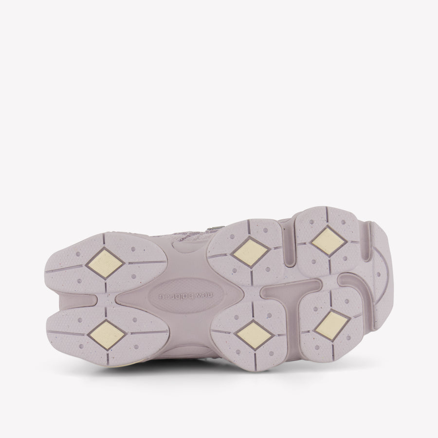 New Balance Unisex Sneakers In Lila