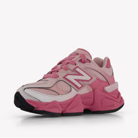 New Balance Unisex Sneakers In Roze