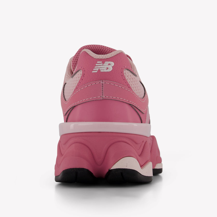 New Balance Unisex Sneakers In Roze