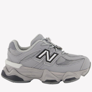 New Balance 9060 Unisex Sneakers In Grijs